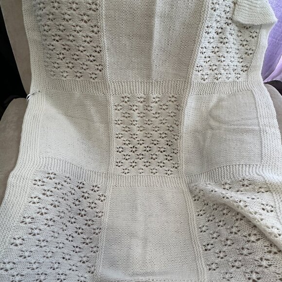 Handmade Crochet Baby Blanket White Soft  43" x 30" - Picture 1 of 5